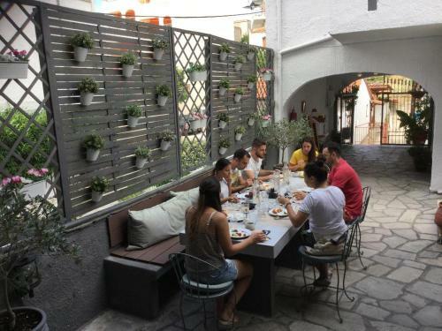 Hostal Hotel Sweet Home