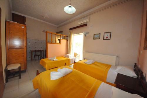 Bikakis Family Apartments