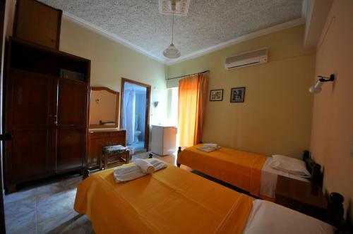 Bikakis Family Apartments