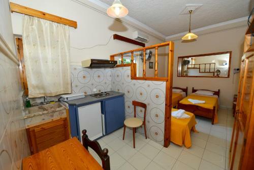 Bikakis Family Apartments