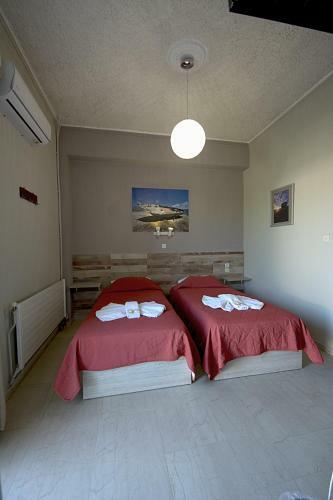 Bikakis Family Apartments