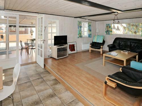 Holiday Home T�tmosen
