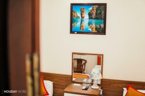 Holiday Hotel