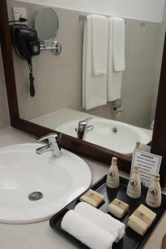 Hotel The Lakeside At Nuwarawewa