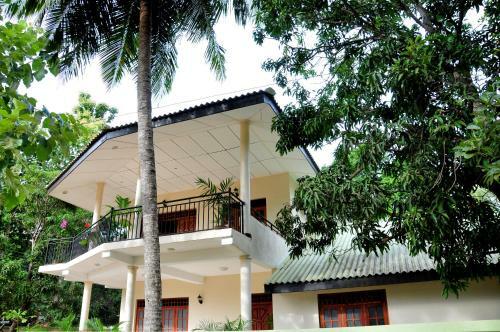Anuradha Holiday Apartments