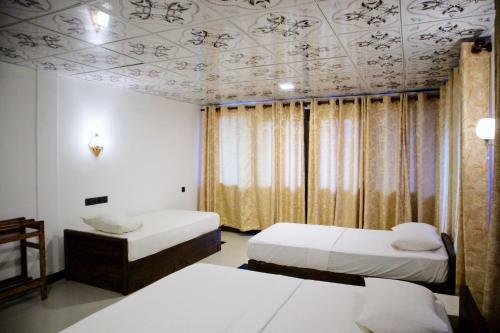Hotel Water Edge Arugambay