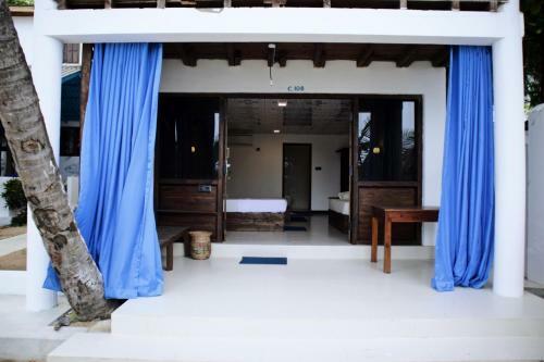 Hotel Water Edge Arugambay