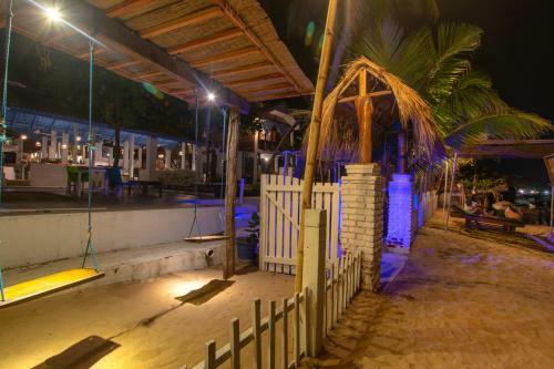 Hotel Water Edge Arugambay
