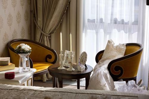 Iris Art Hotel