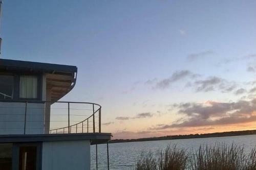 Ps Federal Retreat Paddle Steamer Goolwa
