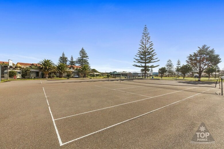 Moana Beach Tourist Park