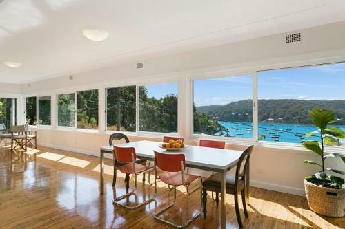 Bayscape At Hardys Bay/killcare