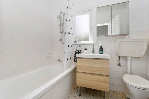 Seaspray - Manly Beach Apartment Close To The Sand