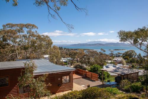 Southern Beaches Holiday House