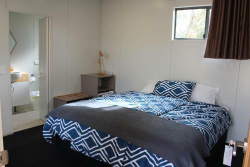 Motel Under The Mount