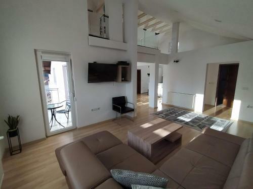 Oasis Of Peace Modern House