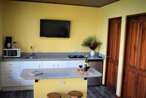 Hotel Lakegardens & Ecotours