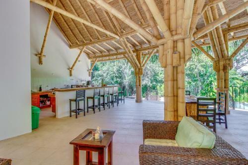 Villa Las Olas In Playa Ocotal
