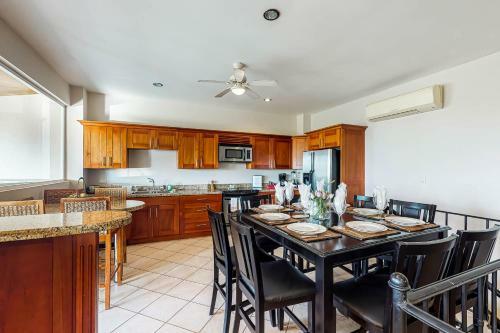 Villa Las Olas In Playa Ocotal