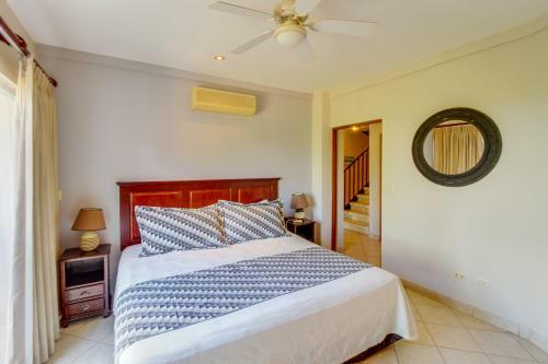 Villa Las Olas In Playa Ocotal