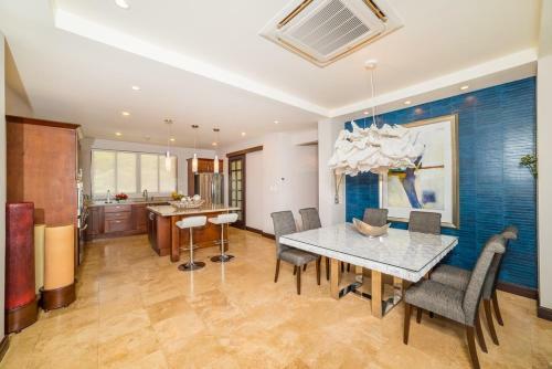 Apartamento Azul Para�so 9a Apts
