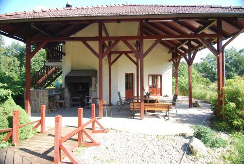 Hostal Ivanek Guest House