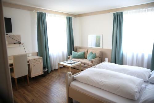 Hostal Hotel Garni Zur Laute