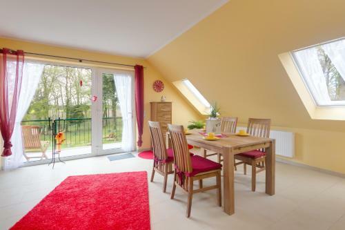 Hostal Hotel Garni Landhausperle An Der M�ritz