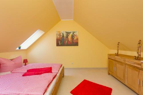 Hostal Hotel Garni Landhausperle An Der M�ritz