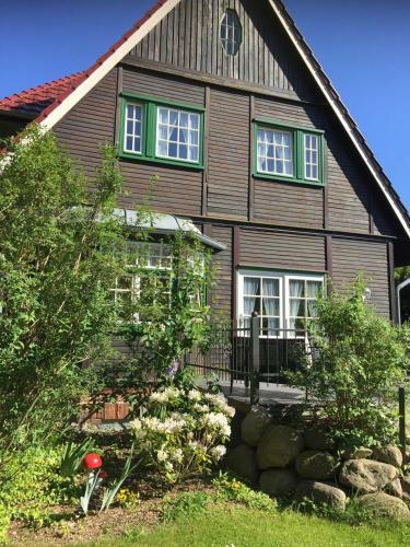 Hostal Hotel Garni Landhausperle An Der M�ritz