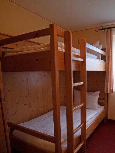 Apartamento Ferienwohnungen Am Kurpark