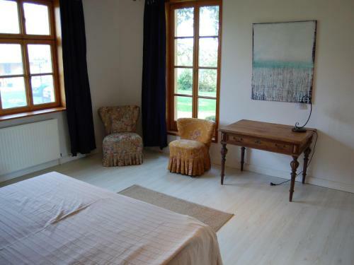 Boutique Apartment In Satow With Trampoline