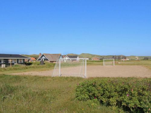Three-bedroom Holiday Home In Harbo�re 23