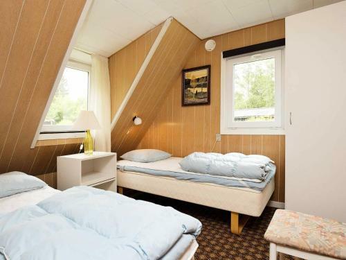 Three-bedroom Holiday Home In Nyk�bing Sj 5