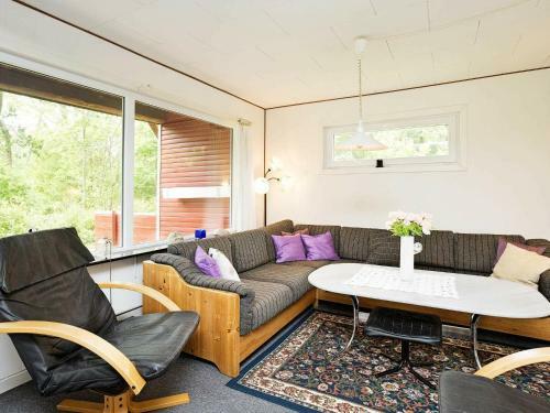 Three-bedroom Holiday Home In Nyk�bing Sj 5