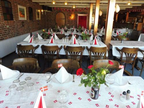 Hjarb�k Fjord Camping & Cottages