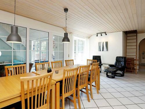 Holiday Home L�vsangervej