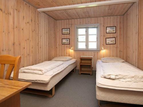 Three-bedroom Holiday Home In Oksb�l 43