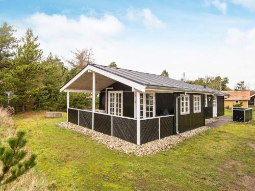 Three-bedroom Holiday Home In Oksb�l 43