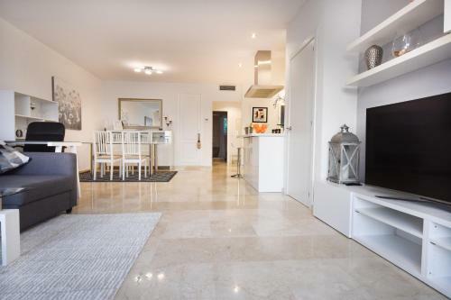 Apartamento Penthouse Balcones Del Lago Ist�n Marbella