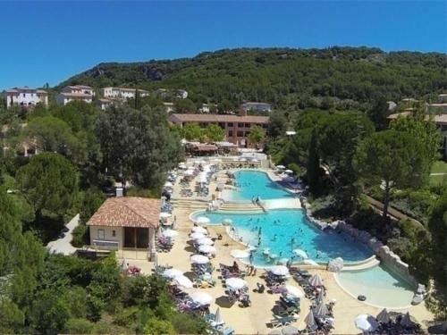 House Grospierres - 5 Pers, 35 M2, 2/1