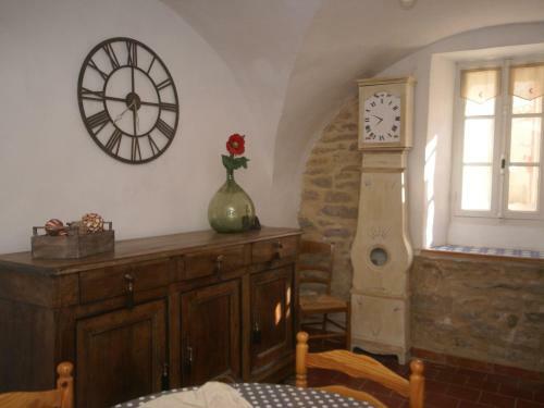 Charming Holiday Home In La Caunette With Swimming Pool