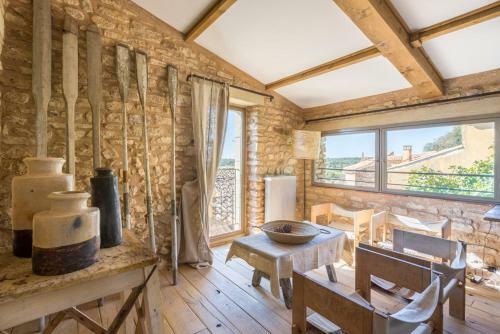 La Capelle-et-masmolene Villa Sleeps 6 Pool Wifi
