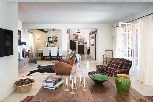 La Garde-freinet Villa Sleeps 8 Pool Air Con Wifi