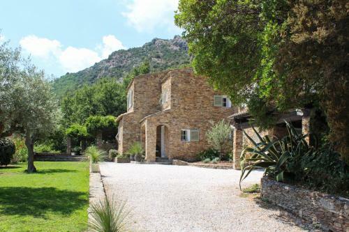 La Garde-freinet Villa Sleeps 8 Pool Air Con Wifi
