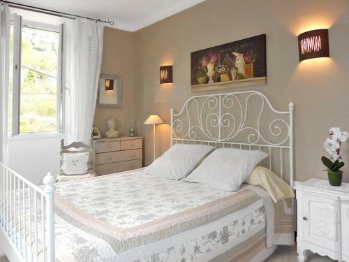 Holiday Home Le C�dre (Mbe101)