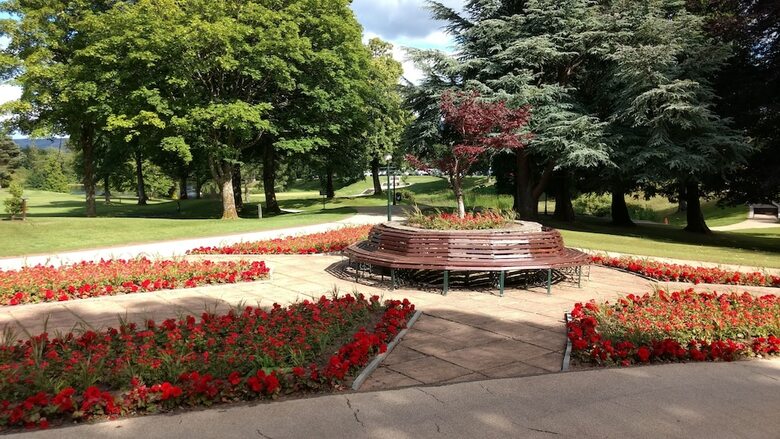 Gleneagles Village Apartments