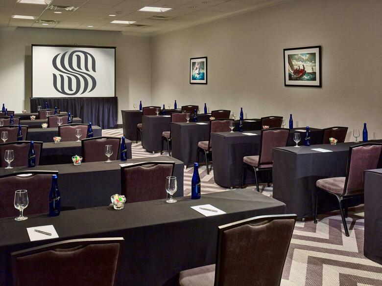 Hotel Crowne Plaza Philadelphia Downtown