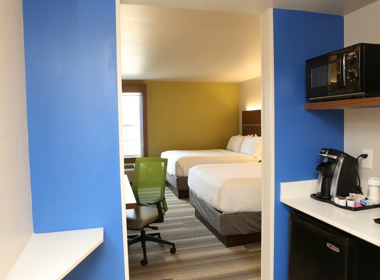 Hotel Holiday Inn Express Airport
