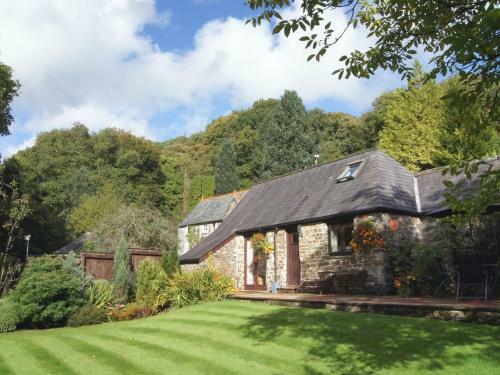 Honey House, Combebow, Lewdown